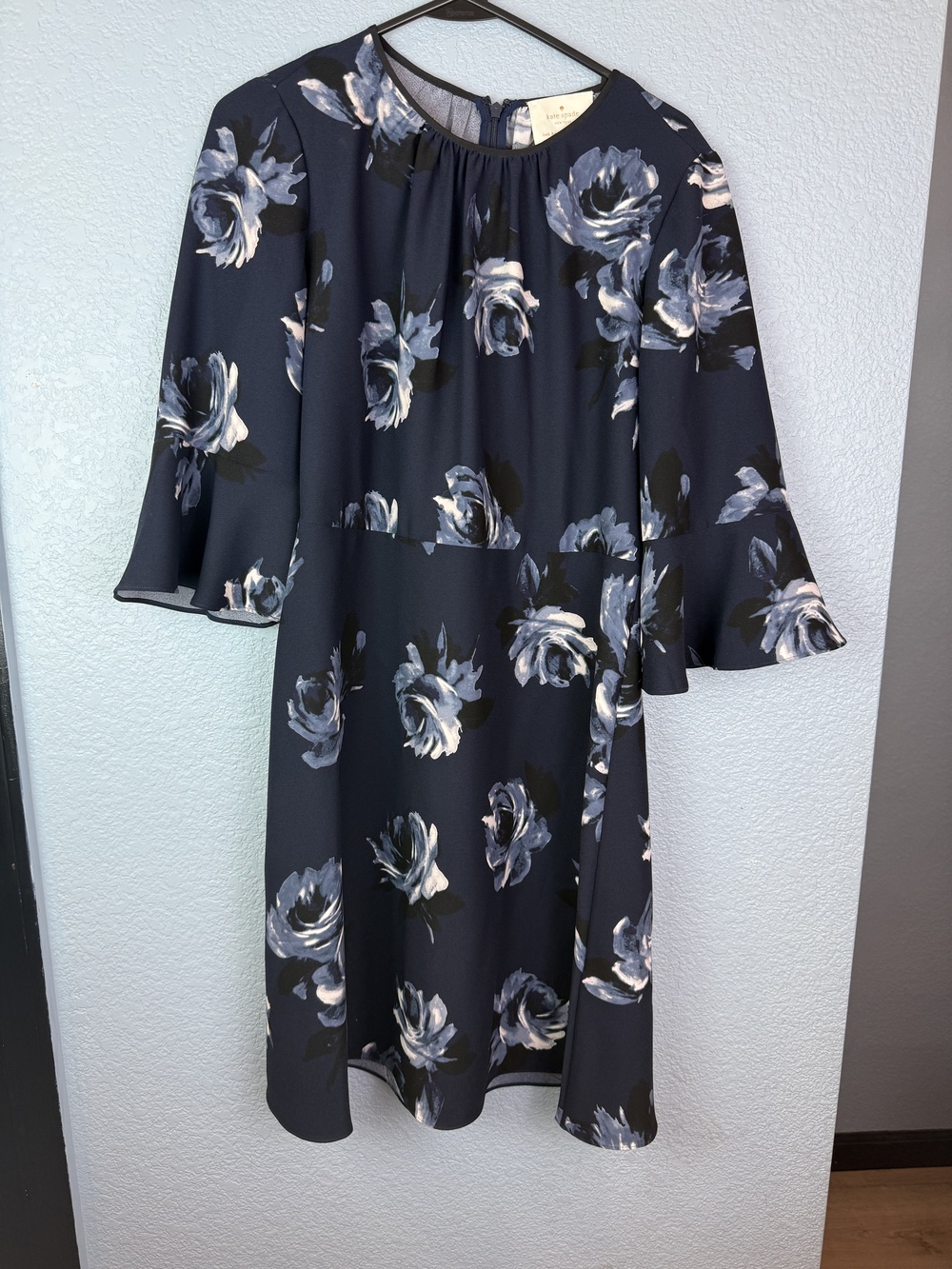 Kate Spade Dress Womens 8 Floral Bell Sleeve Knee Length Elegant Polyester